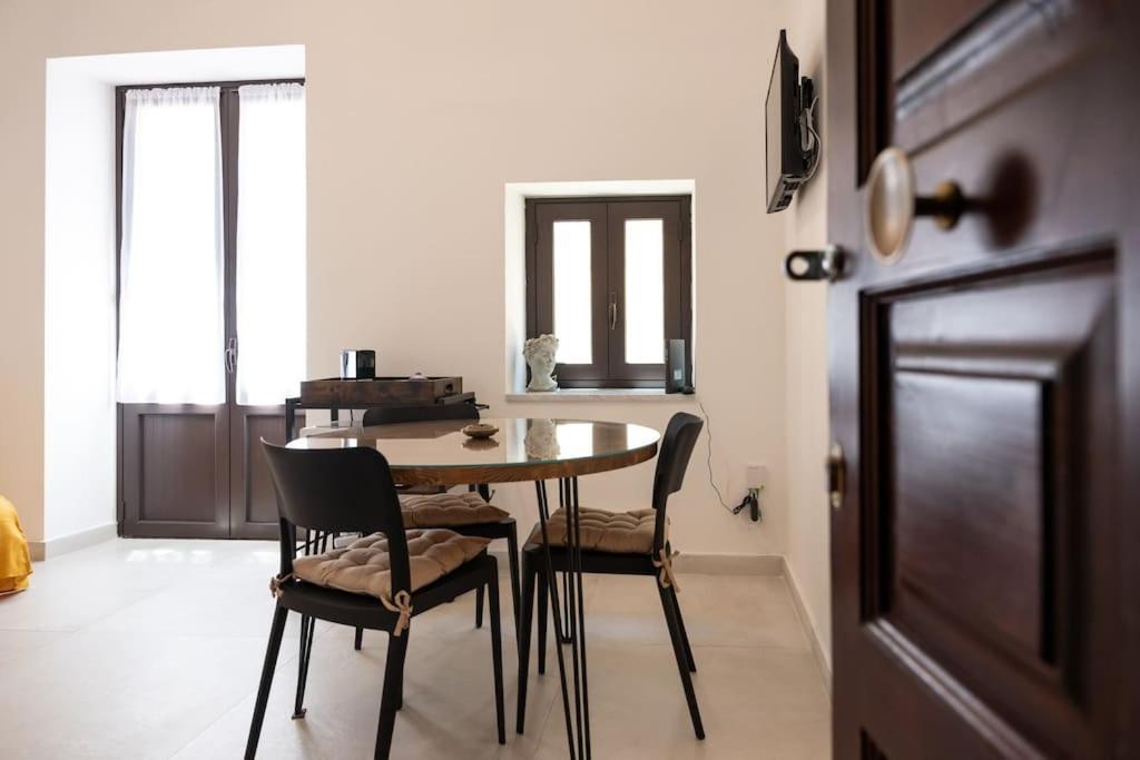 Collegiata Apartment - Catania Downtown Bagian luar foto