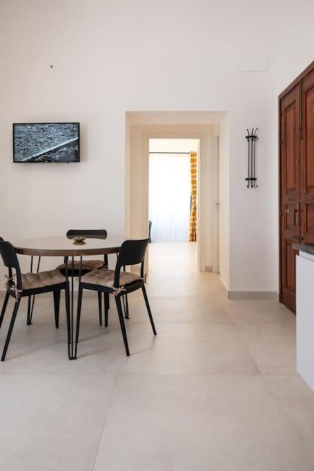 Collegiata Apartment - Catania Downtown Bagian luar foto