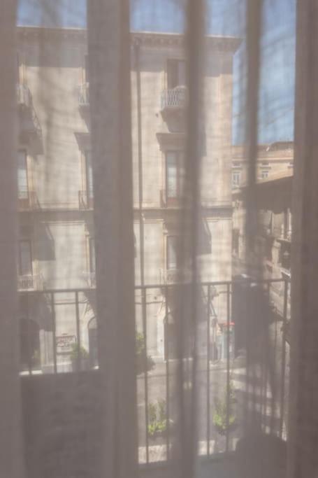 Collegiata Apartment - Catania Downtown Bagian luar foto